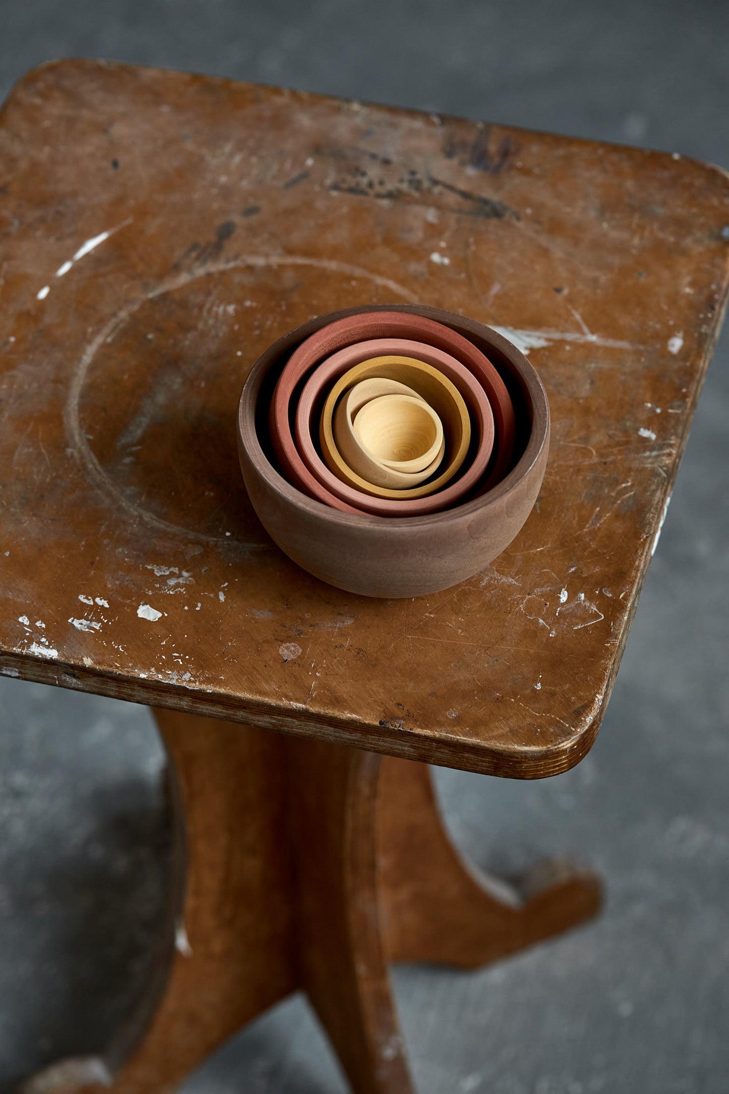 Raduga Grëz, Halve Houten Bol